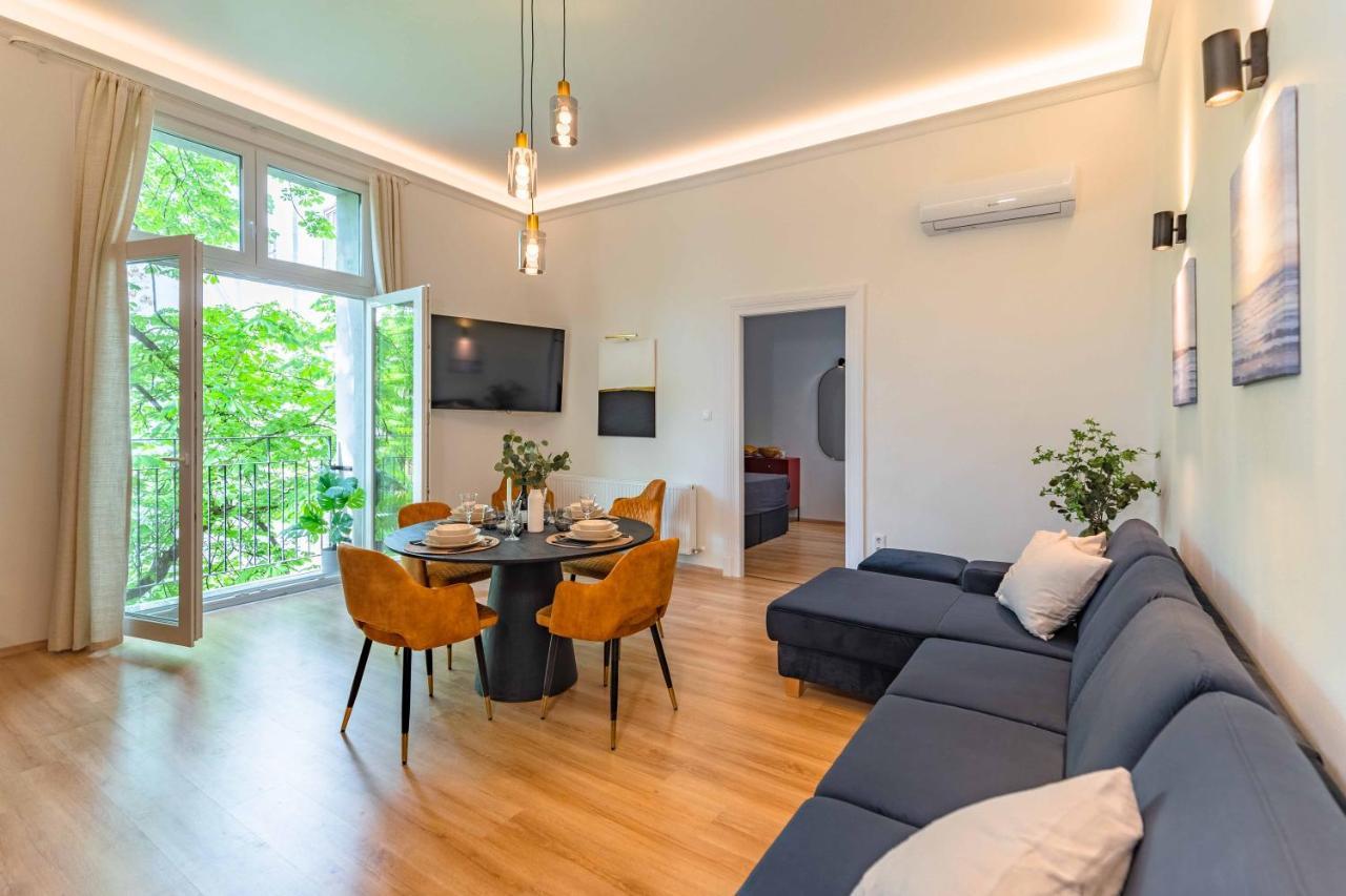 Modern Apartment French Balkony Budapeşte Dış mekan fotoğraf