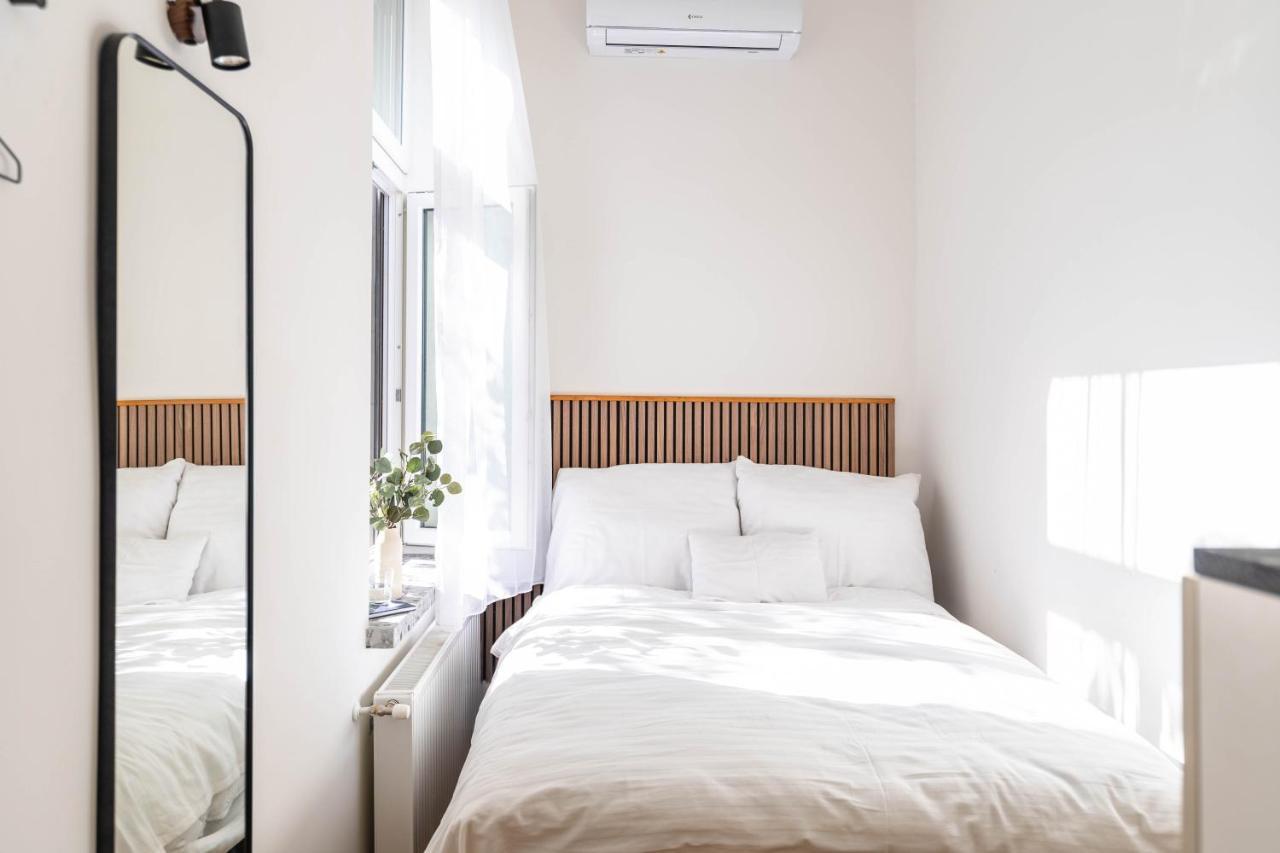 Modern Apartment French Balkony Budapeşte Dış mekan fotoğraf