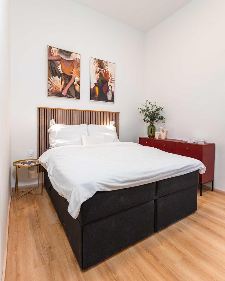 Modern Apartment French Balkony Budapeşte Dış mekan fotoğraf