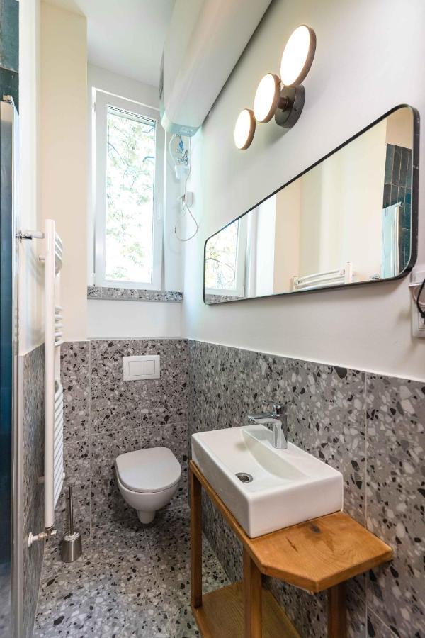 Modern Apartment French Balkony Budapeşte Dış mekan fotoğraf
